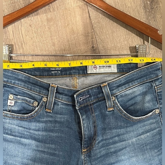 Women’s US 27R AG Medium Wash Distressed The STILT Cigarette Leg Jeans EUC - Picture 13 of 16